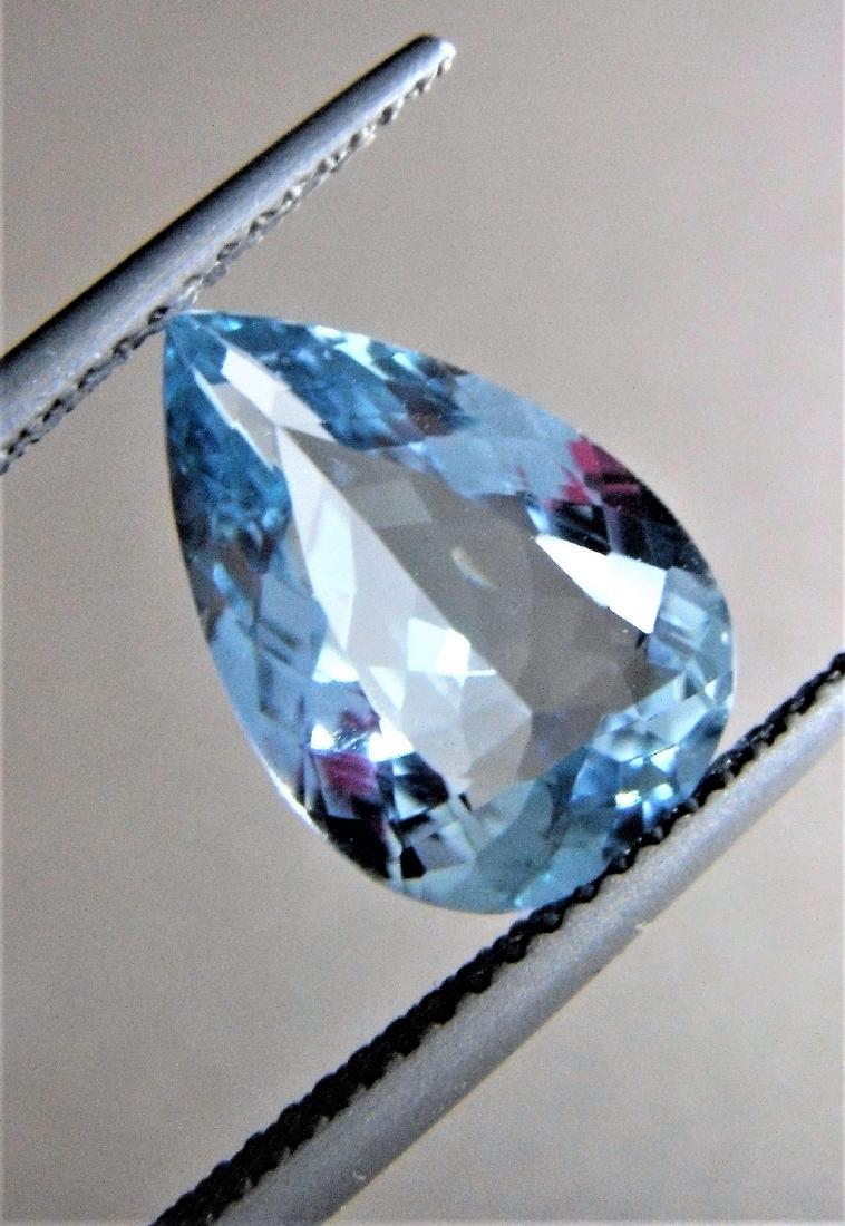 Aquamarine - 3.30 ct: Reserve Reduced! Title: Aquamarine - 3.30 ct Metal Purity: Natural Gemstones: Aquamarine Carat Weights: 3.30 Size/Dimensions: 9.00 x 13.30 x 5.10 mm Additional Information: Natural Aquamarine faceted 