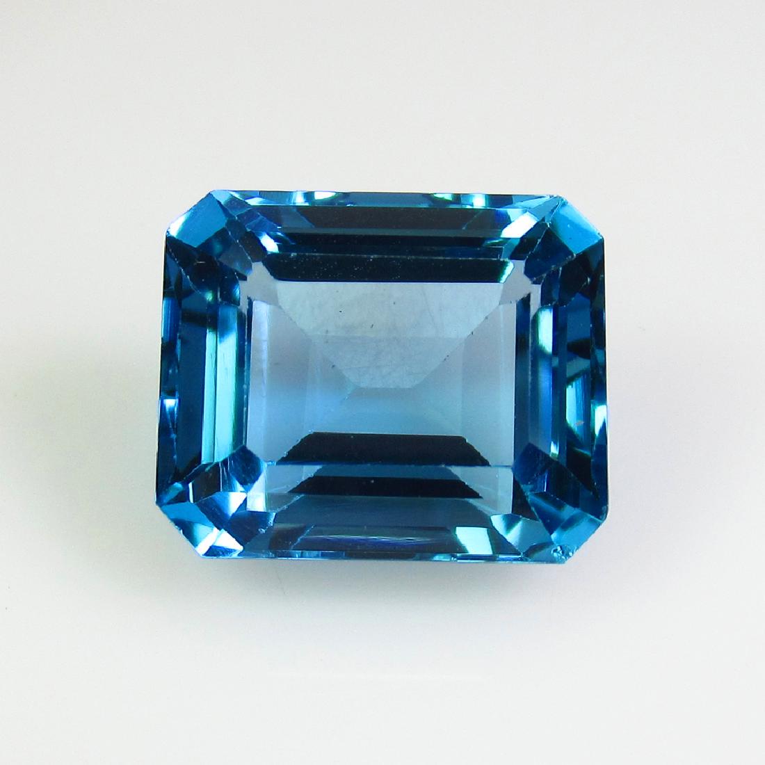 IGI Certified 9.26 Ctw Natural Brazil Blue Topaz (1 of 4)
