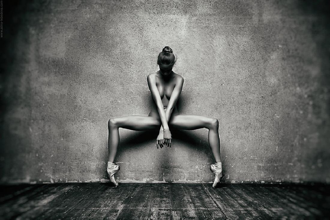 Russian Ballet - Alina Lebedeva: Title: Russian Ballet - Alina Lebedeva Maker: Alina Lebedeva Origin: Alina Lebedeva Date/Period: 2018 Materials: Fujicolor Crystal Archive Paper Supreme, lustre finish Size: Size of paper: 30.5cm x 45