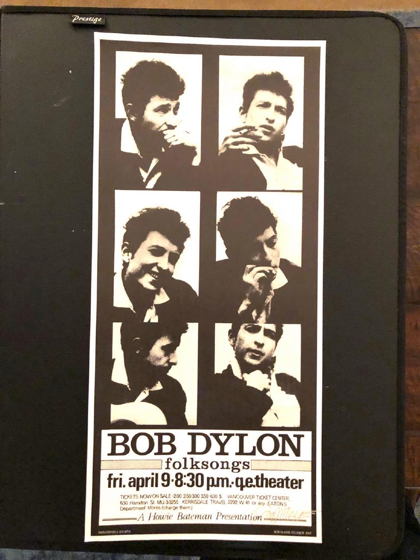 RARE ERROR IN NAME - BOB DYLON - SIGNED BY ARTIST: COMPLETE YOUR BOB MASSE COLLECTION ! ! ! BOB DYLAN - DYLON ERROR POSTER - SIGNED BY ARTIST - commemorative print Heavy Stock Approx. 14 x 24 Bob Masse is from British Columbia - Canada's west coast an
