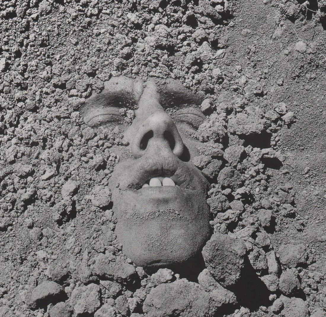 DAVID WOJNAROWICZ - Untitled,1993: Artist: DAVID WOJNAROWICZ Print Title: Untitled,1993 Printing Date: 1990Â’s Medium: photo-lithograph Printed in: Japan Image Size:6 x 6.5Â” Reserve: $25.00 Shipping: Domestic: Flat-rate of $15.0