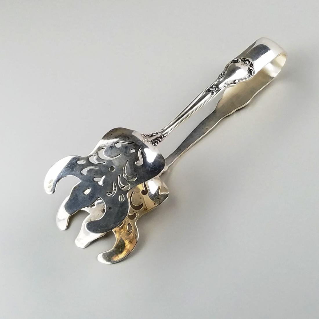 Gorham in the Chantilly Sterling Silver Serving Tongs Mar 05, 2019