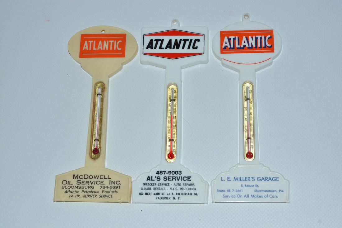 3-Different Atlantic Plastic Pole Thermometer (1 of 2)
