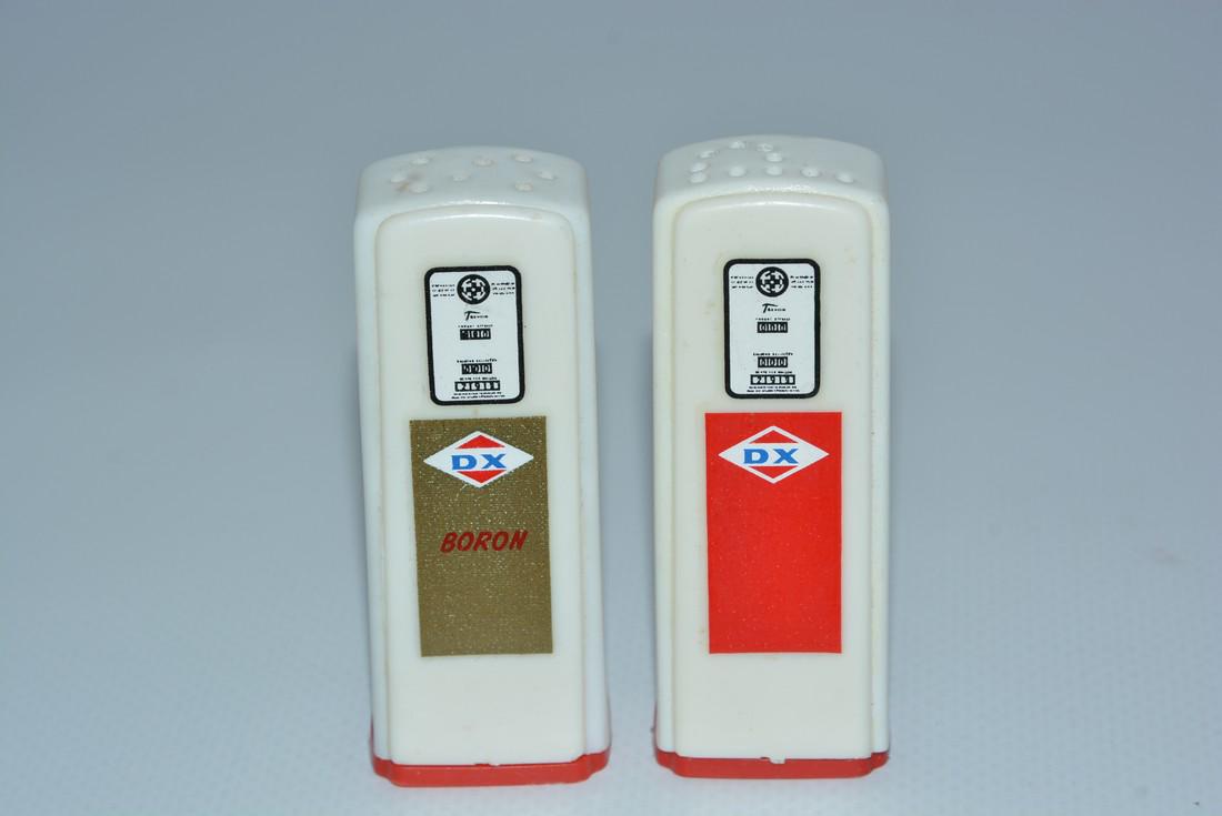 D-X & D-X Boron Plastic Gas Pump Salt & Pepper Shaker (1 of 2)