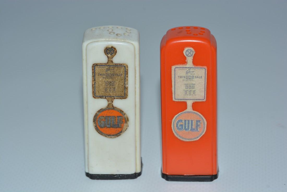 Gulf Plastic Gas Pump Salt & Pepper Shaker Set: No Reserve! they are both pepper shakers, rated 8.5, has full front paper labels, white pump label is stained, bodies are white and orange, one is ink stamped on back, 2.75"T. Shipping: Domestic: Flat