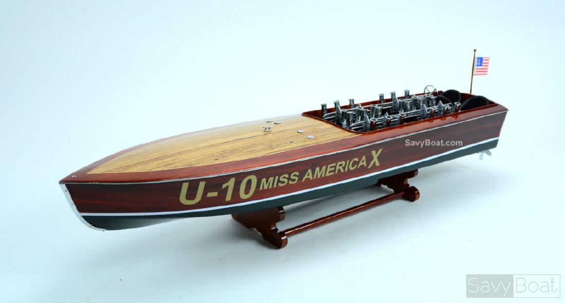 Gar Wood’s Miss America X: Gar Wood's Miss America X Dimension approx.: 32" (long) x 8.5" (wide) x 7" (high); The model is already built, NOT a model ship kit; Handcrafted from scratch using finest woods & chrome fittings Descr