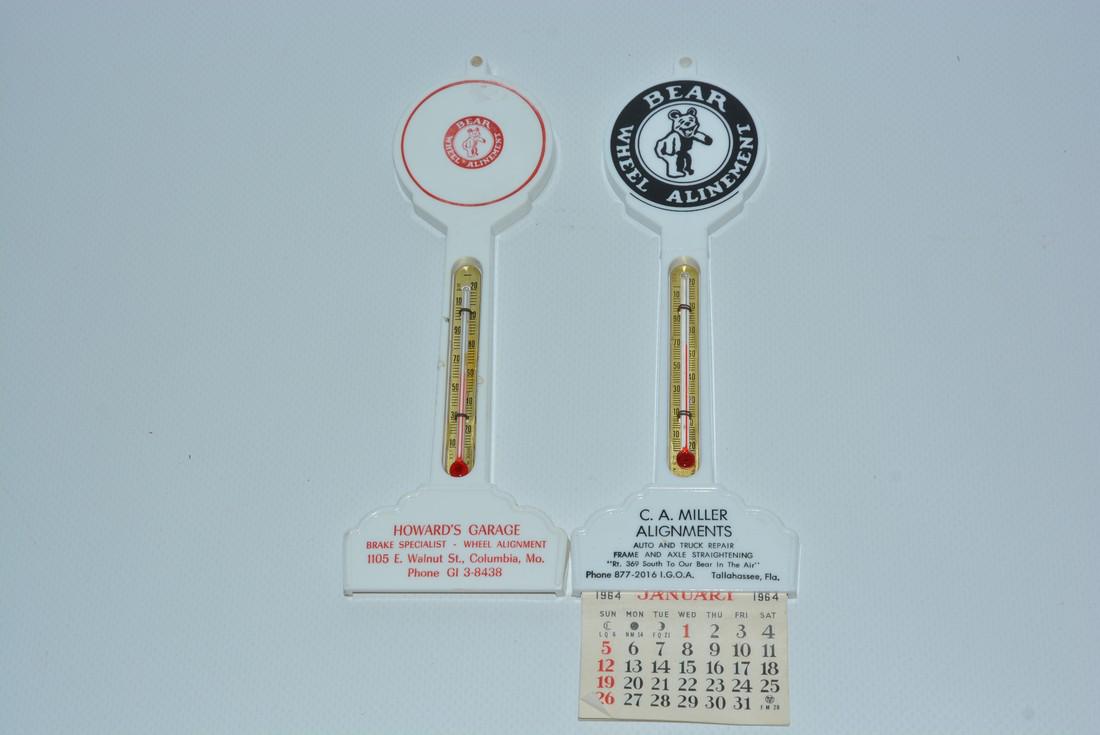 2-Different Bear Wheel Alinement Plastic Pole (1 of 2)