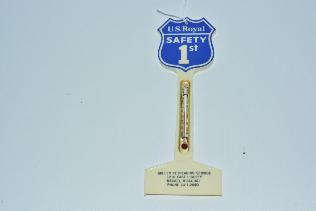 U.S. Royal Safety 1st (tire) Plastic Pole Thermometer (1 of 2)