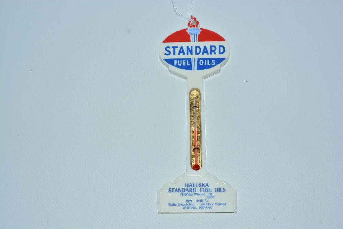 Standard Fuel Oils (Standard Oil of Indiana) Plastic (1 of 2)