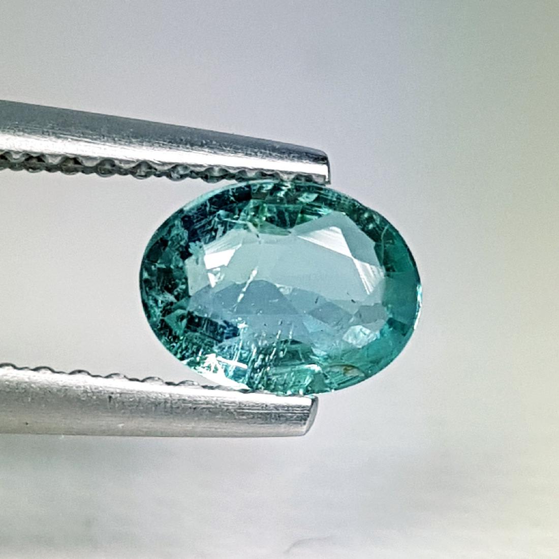 0.60 ct Exclusive Gem Oval Cut Natural Emerald (1 of 6)