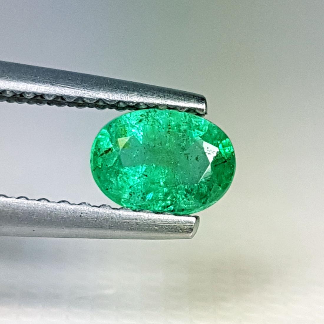 0.65 ct Beautiful Gem Oval Cut Natural Emerald (1 of 6)