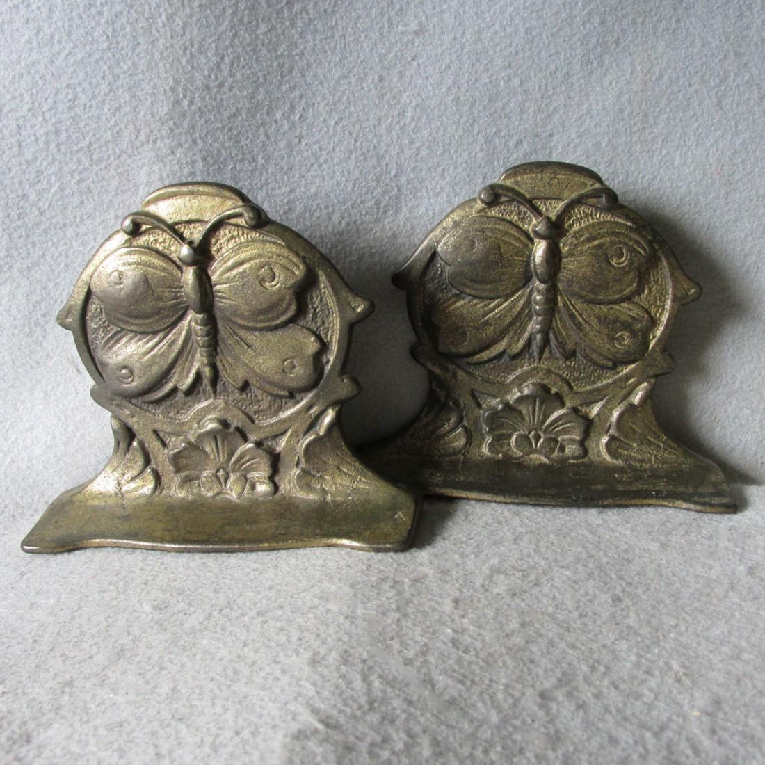 Antique Art Nouveau Butterfly Bookends, Cast Iron Desk: Reserve Reduced! Item: Antique Art Nouveau Butterfly Bookends, Cast Iron Desk Library Accessory Origin: United States Date/Period: Art Nouveau Materials: Cast Iron Size: 6" wide x 5" high x 1 1/2 deep