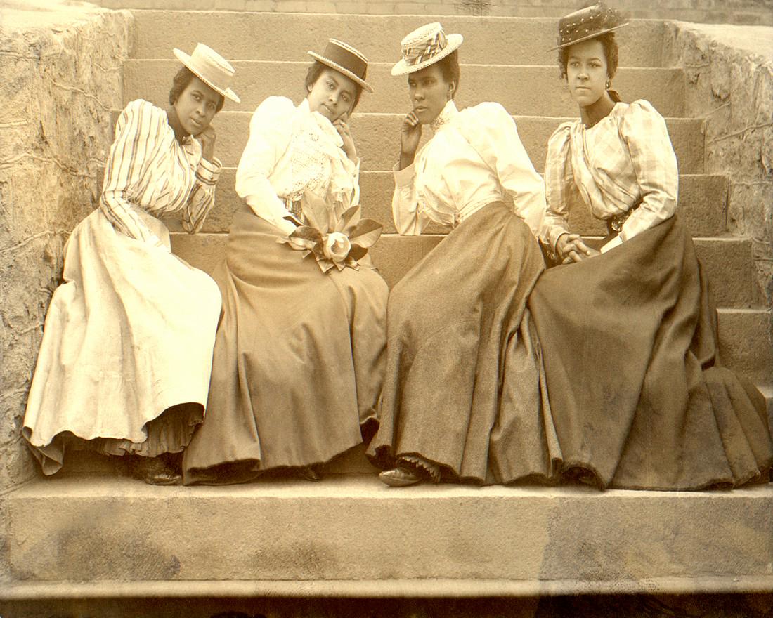 1899 PORTRAIT, WOMEN OF ATLANTA UNIVERSITY (1 of 1)