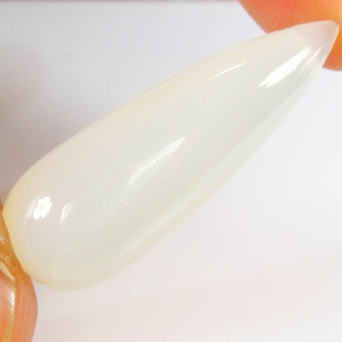 14.36 Ct Genuine White Moonstone Drilled Pear Drop (1 of 3)