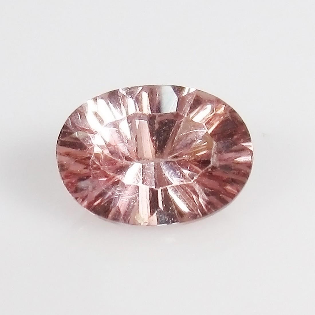0.77 Ct Genuine Burma Pink Spinel Oval Concave Cut: No Reserve! Title: 0.77 Ct Genuine Burma Pink Spinel Oval Concave Cut Stone Clarity: VS-2 Gemstones: Spinel Carat Weights: 0.77 Size/Dimensions: 7.80 x 5.00 x 3.20 mm Brilliant Oval Concave Cut / Very