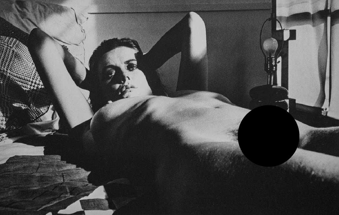 HELMUT NEWTON - Fiona Lewis (1 of 2)