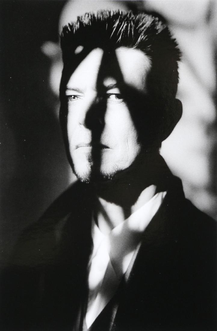 ANTONIN KRATOCHVIL - David Bowie, New York, 1997: Artist: Antonin Kratochvil Title: David Bowie, New York, 1997 Date Printed: 2008 Medium: Photo Litho with Copyright Antonin Kratochvil /VII/Grazia Neri Printer Location: Italy Size: 14.5x22 cm - 5.7x8