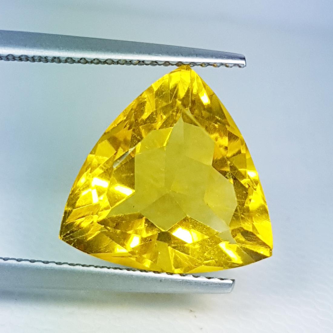 Natural Fluorite Triangle Cut 9.25 ct (1 of 6)