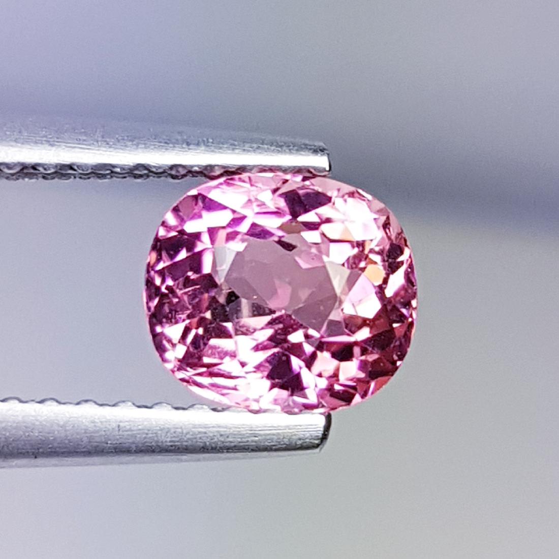 Natural Spinel Cushion Cut 1.10 ct: No Reserve! Title: Natural Spinel Cushion Cut 1.10 ct Color/Clarity: VVS Gemstones Carat Weights: $1 Size/Dimensions: 6.40 x 5.60 x 4.40 Additional Information: Cushion - Burma Shipping: Domest
