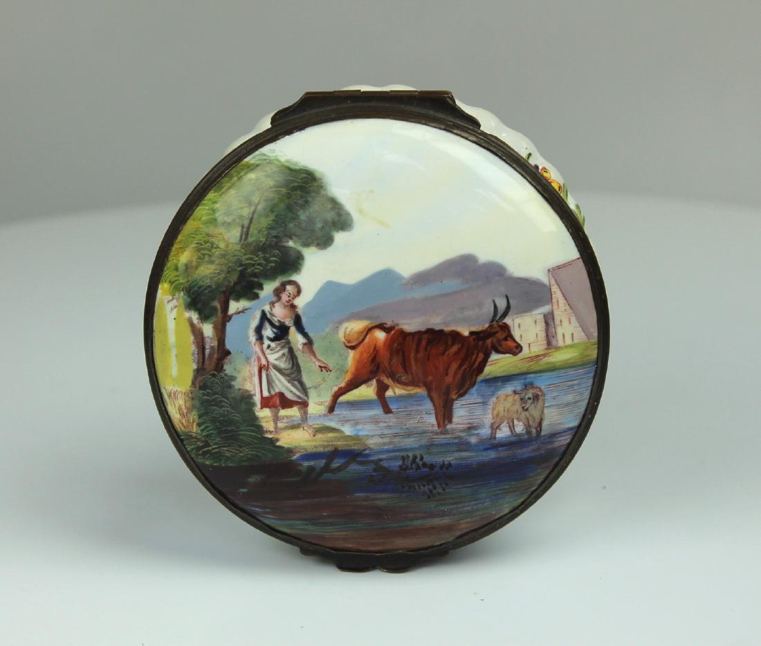 A bilston Enamel circular Snuff box (1 of 20)