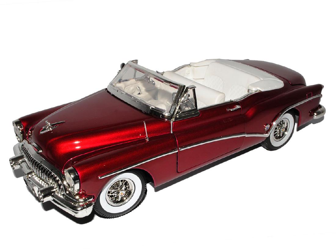 Motor Max - 1:18 - Buick Skylark Cabrio 1953 (1 of 9)
