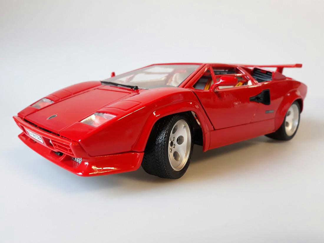 Bburago - 1:18 - Lamborghini Countach 5000