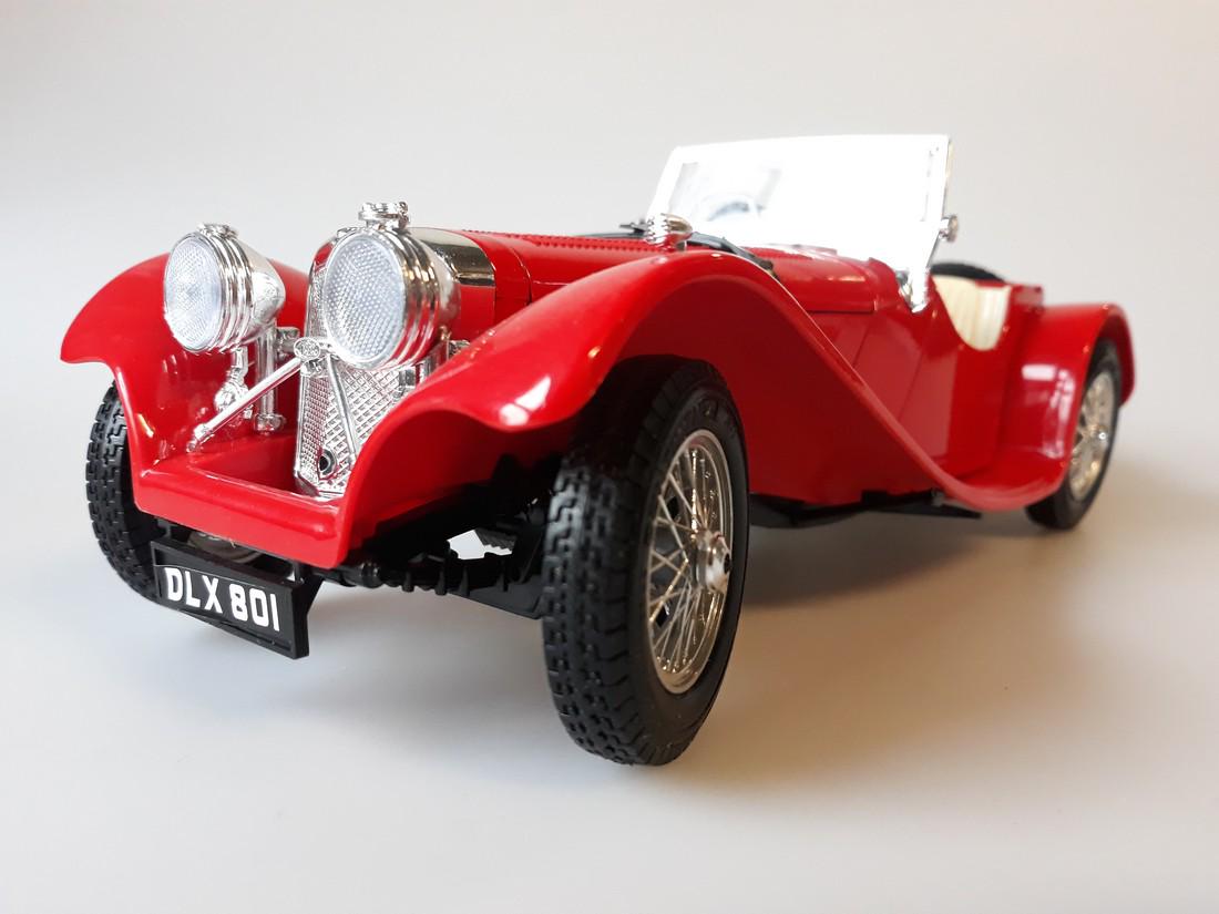 Bburago - 1:18 - Jaguar SS 100 1937 (1 of 5)