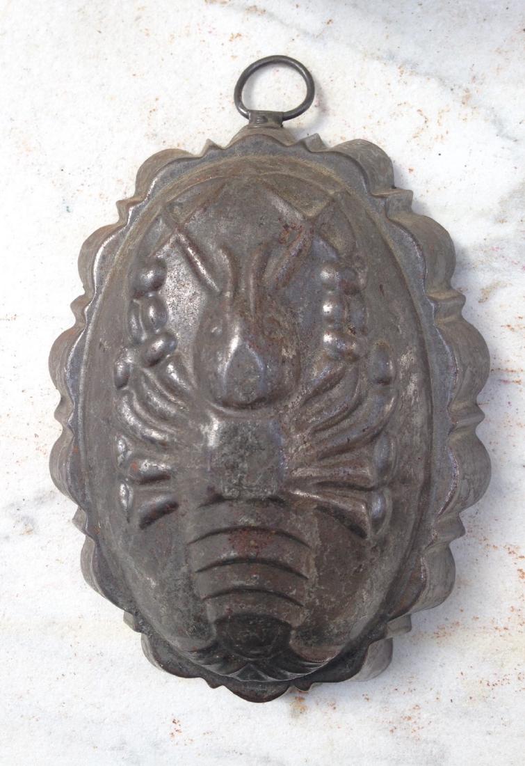 C1900 Tin Lobster Mold In Good Used Condition (1 of 4)