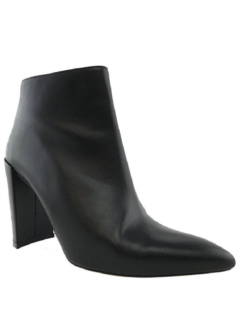 Stuart Weitzman Block-Heel Leather Ankle Bootie Size 9: Guaranteed Authentic! Gorgeous Stuart Weitzman Block-Heel Leather Ankle Bootie Size 9| IT 39 crafted from supple black leather with an almond toe. Featuring side zips for an easy slip-on and self-cove