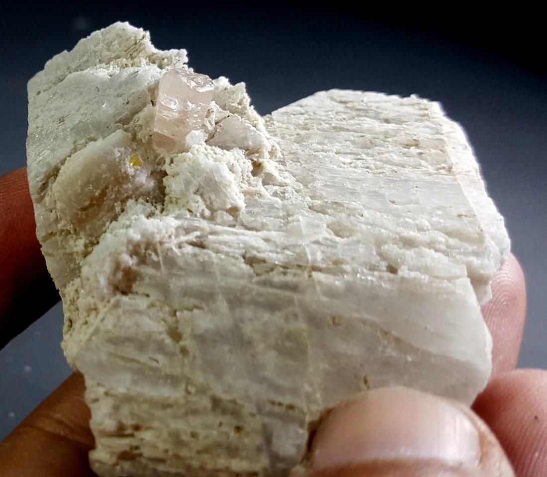 47 Grams Beautiful Rare Microlite With Morganite: No Reserve! Title: 47 Grams Beautiful Rare Microlite With Morganite Specimen From Skardu Pakistan Origin: Skardu Pakistan Weight: 47 Grams Size/Dimensions: 50*55*25 mm Description: 47 Grams Beautiful 
