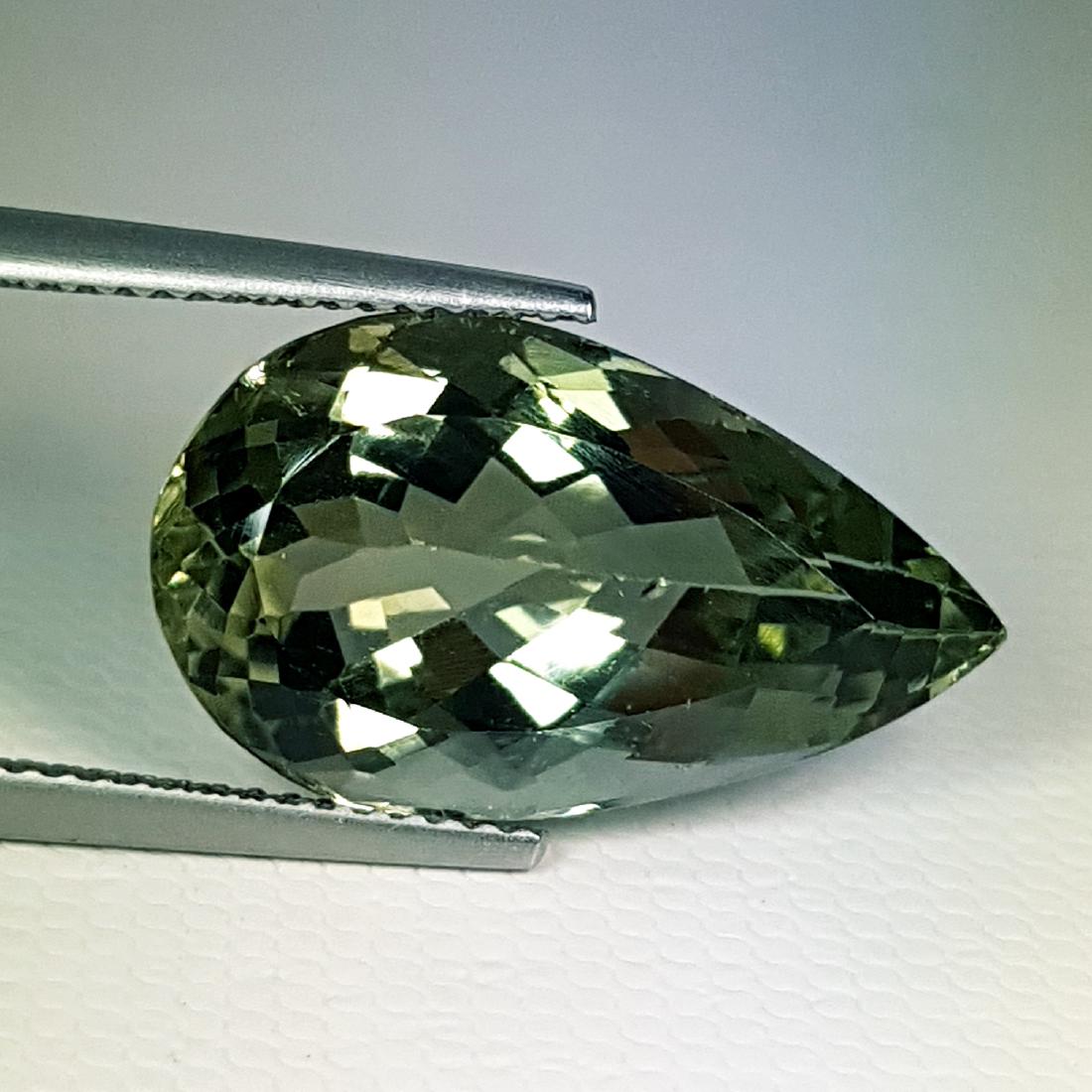 11.90 ct Collector's Gem Pear Cut Natural Green (1 of 4)