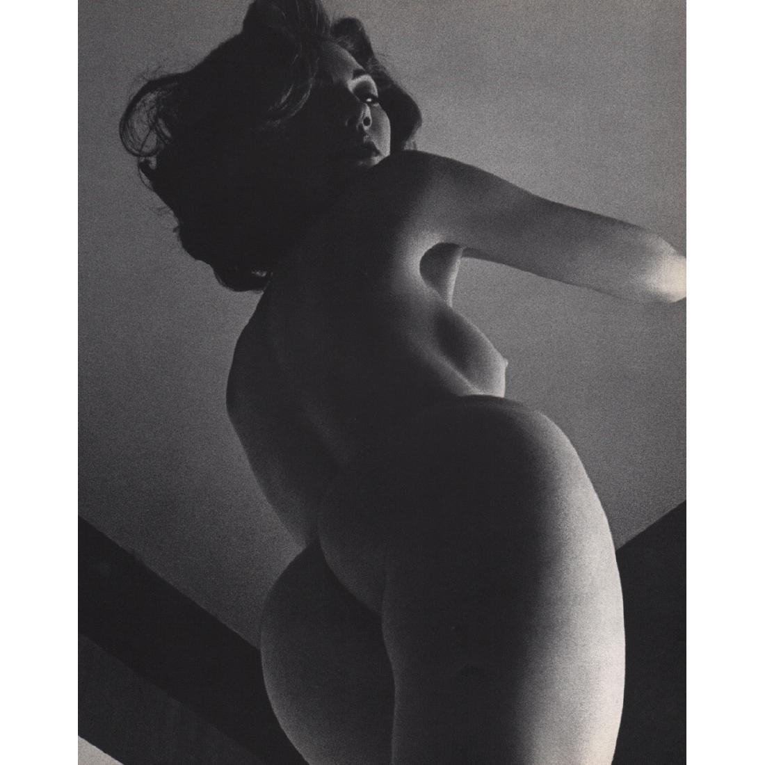 JOHN RAWLINGS - Nude - Betty Biehn: Artist: JOHN RAWLINGS Print Title: Nude - Betty Biehn Medium: Sheet-fed Gravure Printing Date: 1960's Printed in Switzerland Image Size approx: 9 x 11.5 inches John Rawlings (1912-1970) was a Conde Na