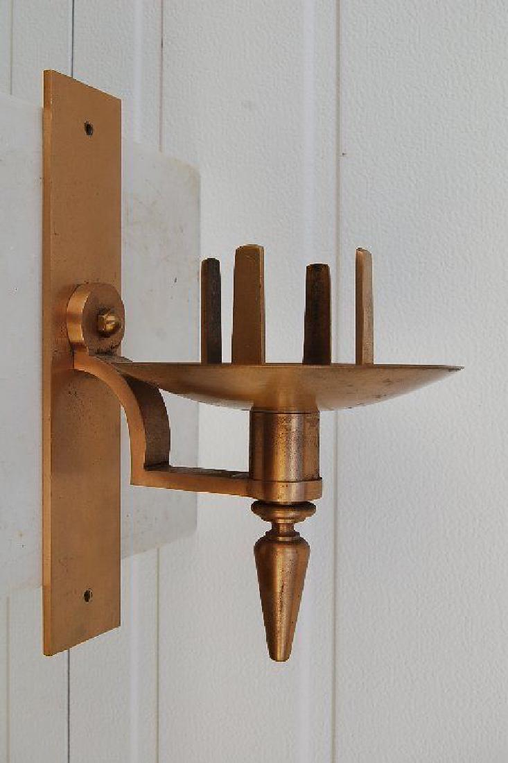 Bronze Sanctuary Lamp Wall Mounted Chalice Co.: Bronze Sanctuary Lamp Wall Mounted Chalice Co. This is a very nice bronze sanctuary lamp as shown Made for wall mounting The back plate is 14" tall x 3" wide These cost about $950 new Reserve: $215.1
