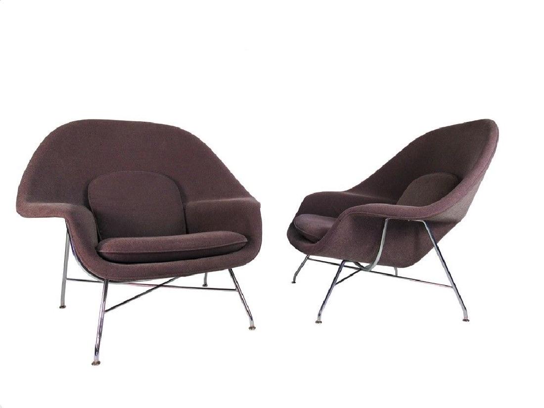 One Womb Chair by Eero Saarinen for Knoll: This Listing is for a single womb chair. Excellent womb chairs designed by Eero Saarinen for Knoll. These chairs are circa 90's and are in excellent vintage condition. Fabric shows wear consistent wit