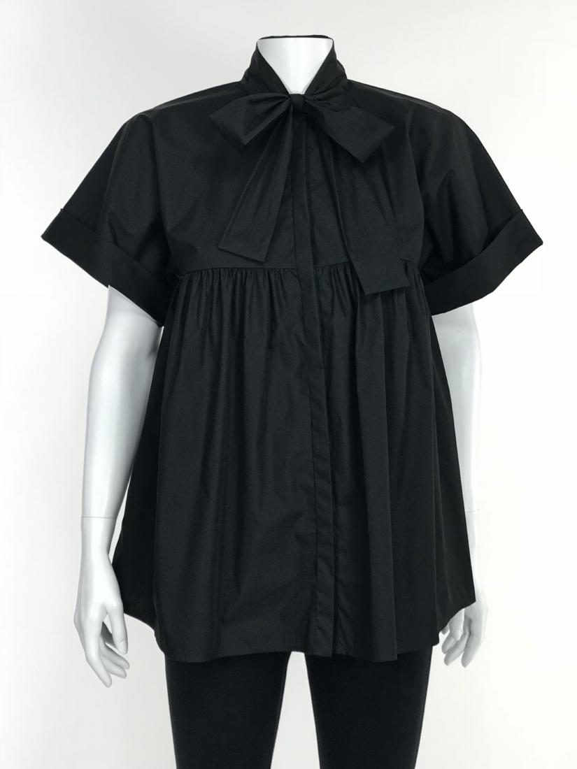 BRIONI Black Artist's Smock Style Blouse RETAIL $1116: Brioni has traditionally been among the most prestigious men's luxury fashion brands in the US, but in recent years has also produced an exclusive line of women's wear. Presented here is an adorable a