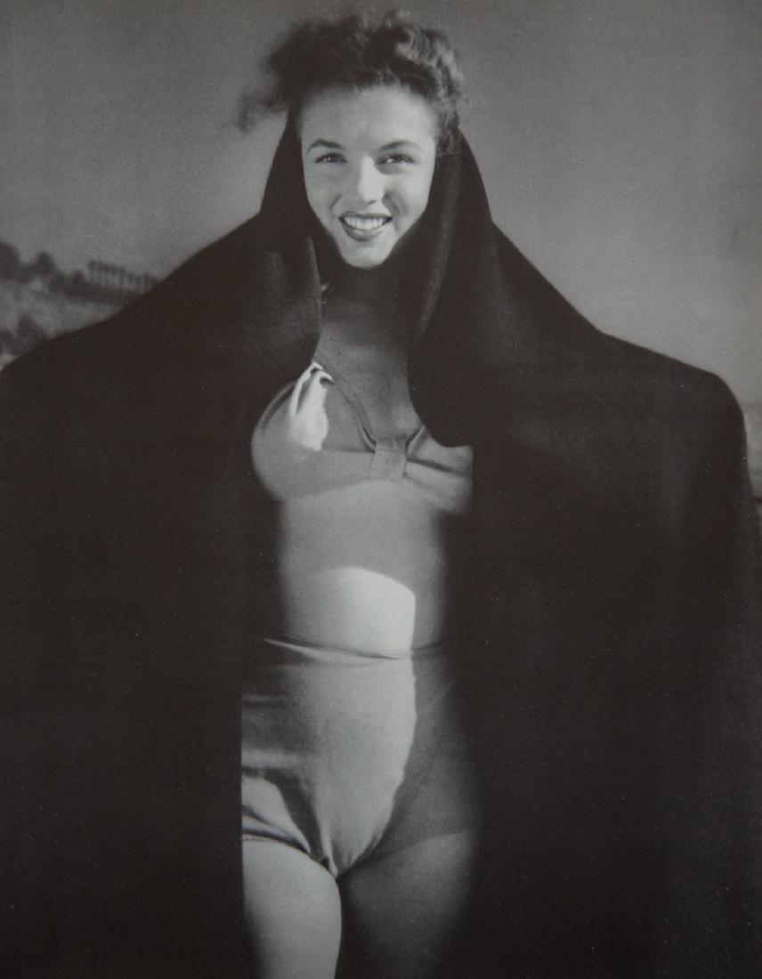 ANDRE DE DIENES - Marilyn Monroe: Artist: De Dienes, Andre Title: Marilyn Monroe Medium: Photo Litho, 1985, USA Dimensions: 9.5x12.2" Heat Wax Mounted on 14x18" Conservation Board Andre De Dienes was a Hungarian photographer, noted fo