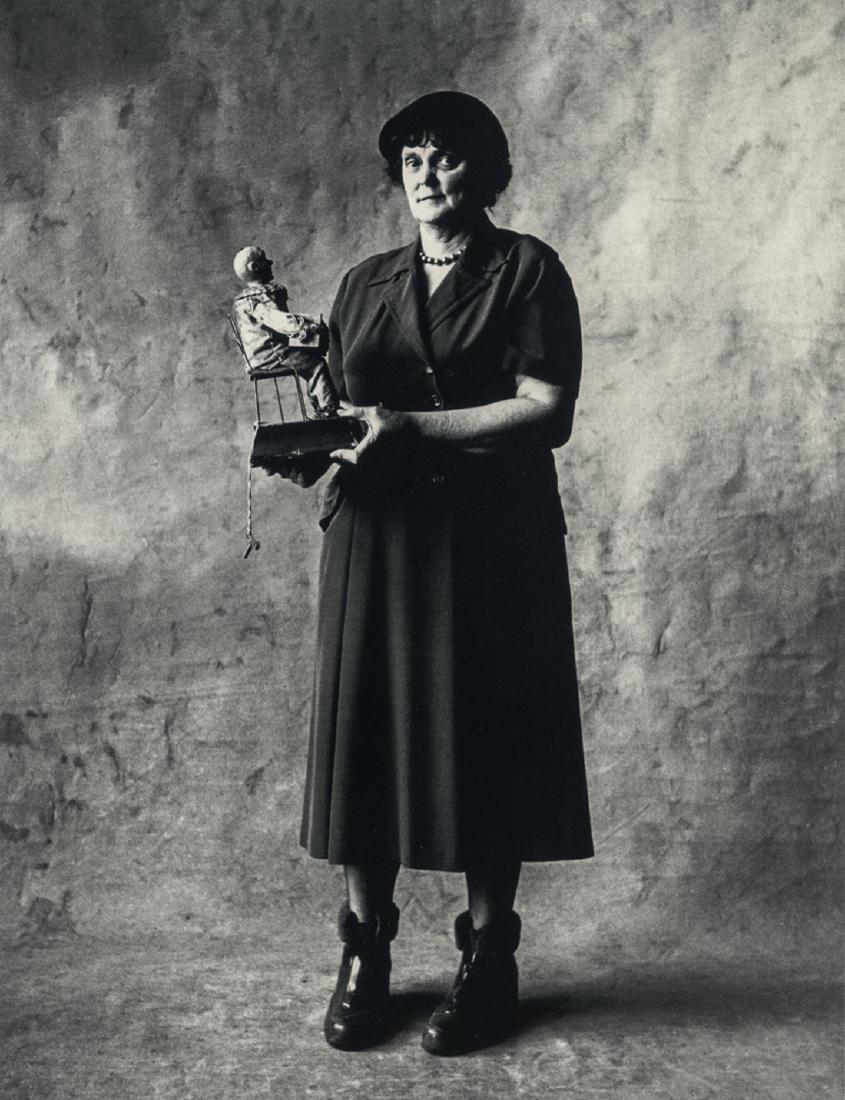 IRVING PENN - Antique Dealer, New York, 1951: Artist: Penn, Irving Title: Antique Dealer, New York, 1951 Medium: Photo Litho, 2009, USA Dimensions: 6.85x8.9" Heat Wax Mounted on 11x14" Conservation Board Irving Penn was an American photographer k