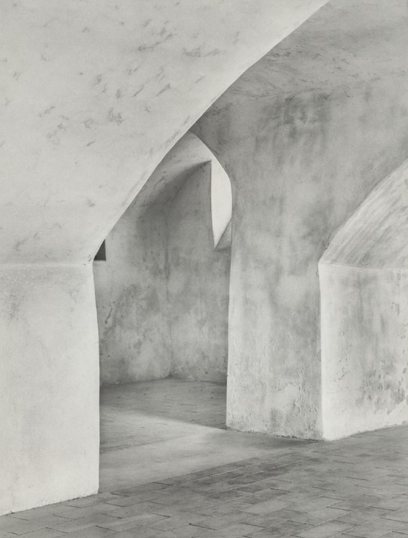 PHILIP TRAGER - Villa Pojana, 1984: Artist: Trager, Philip Title: Villa Pojana, 1984 Medium: Photo Litho, 1987, USA Dimensions: 7.35x9.7" Heat Wax Mounted on 11x14" Conservation Board Philip Trager (1935) is an American art photographer
