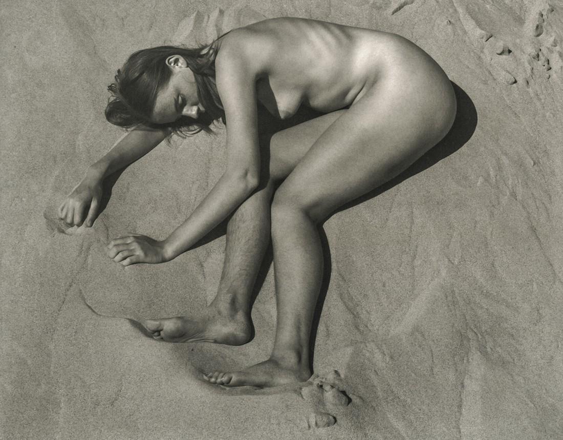 EDWARD WESTON - Charis on the Dunes, 1936: Artist: Weston, Edward Title: Charis on the Dunes, 1936 Medium: Photo Litho, 1980, USA Dimensions: 7.4x5.8" Heat Wax Mounted on 11x14" Conservation Board Edward Henry Weston was a 20th-century America