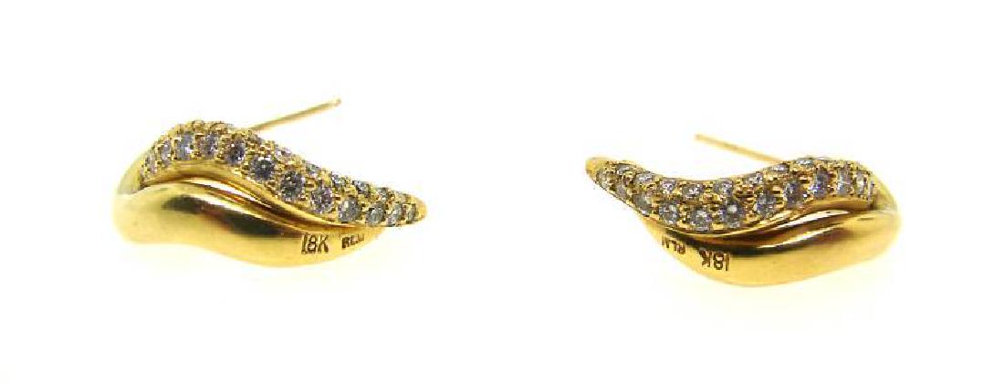 FUNKY Robert Lee Morris 18k Gold & Diamond Earrings: Robert Lee Morris 18k Gold & Diamond Earrings These wonderful earrings were created by Robert Lee Morris and are modern.It is made of solid 18k yellow gold. There are 0.80 carats of diamonds.The weigh