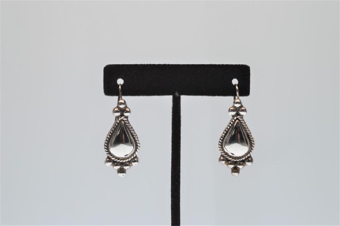 Nicely Detailed Sterling Silver Drop Earrings (1 of 3)