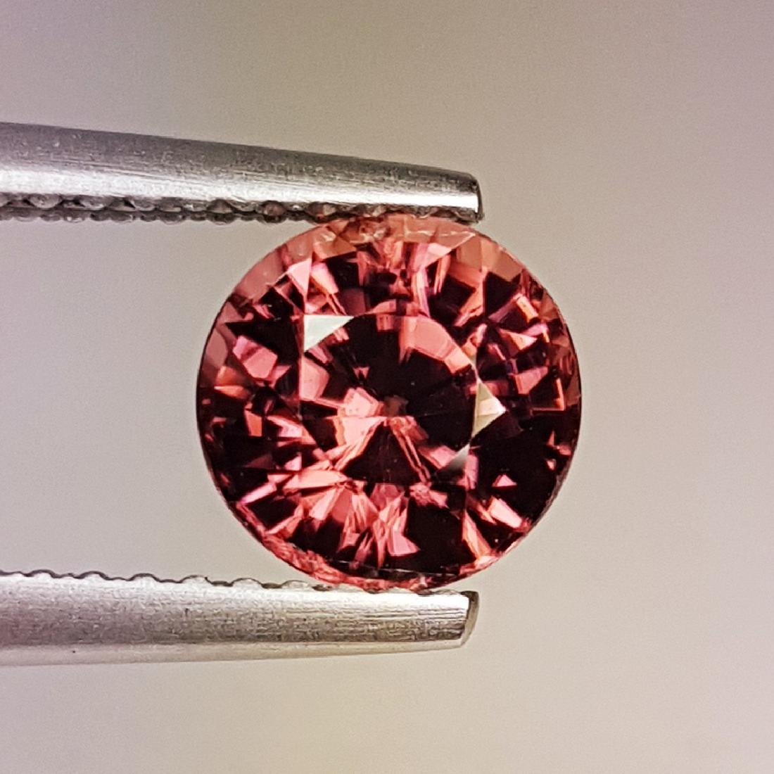 2.00 ct Natural Zircon: Title: 2.00 ct Natural Zircon Brand: Zircon Gemstones: Loosegemstone Color/Clarity: VVS Carat Weights: 2 Size/Dimensions: 6.60 x 6.60 x 5.10 Additional Information: Round - Cambodia Reserve: $50.00