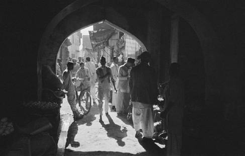 Baroda City Street: Artist: Bert Hardy Title: Baroda City Street Medium: Silver Gelatin Year: 1947 Height/Width: 16 x 20 in Description: A side street near the City Gate in Baroda City (later Vadodara), Gujarat, India, J