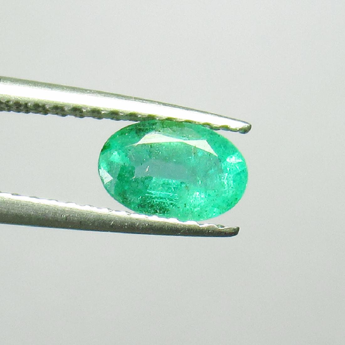 0.70 Ct Genuine Zambian Emerald Oval Cut (1 of 2)