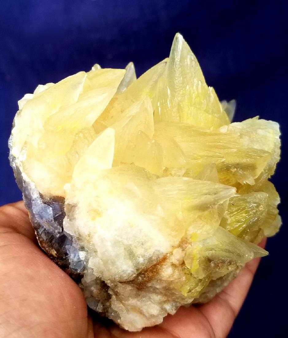 819.4 Grams Supreme Quality Dog Teeth Calcite: Title: 819.4 Grams Supreme Quality Dog Teeth Calcite Termianted Crystals Origin: afghanistan Description:819.4 Grams Supreme Quality Dog Teeth Calcite Termianted Crystals Reserve: $25.00 Shipping: Do