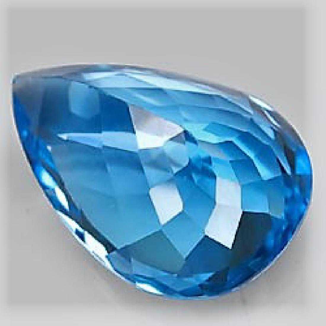 30,11 ct Blue Topaz (1 of 2)