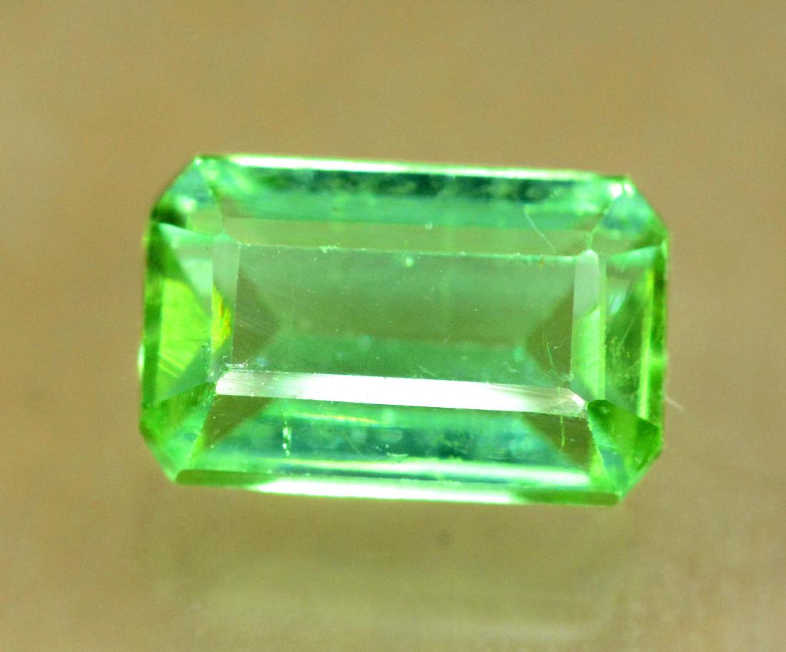 2.35 carats Untreated Green Color Tourmaline Loose (1 of 5)