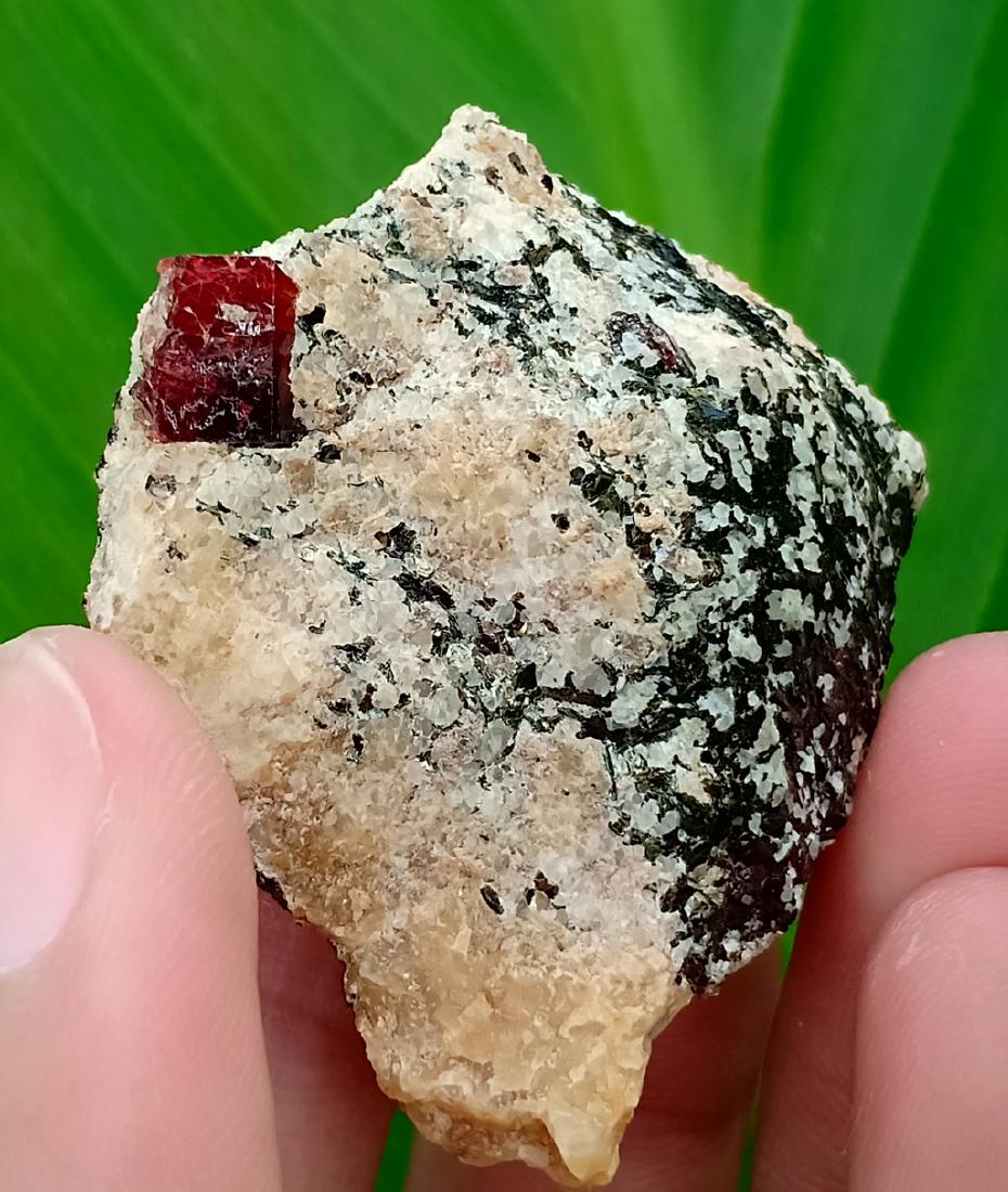 40 Gram Beautiful Natural Zircon Specimen: Title: 40 Gram Beautiful Natural Zircon Specimen Treament: Natural Gemstone: Zircon Weight:40 Gram Size/Dimension: 38x38x22 mm Origin: Pakistan Reserve: $20.00 Shipping: Domestic: Flat-rate of $18.00