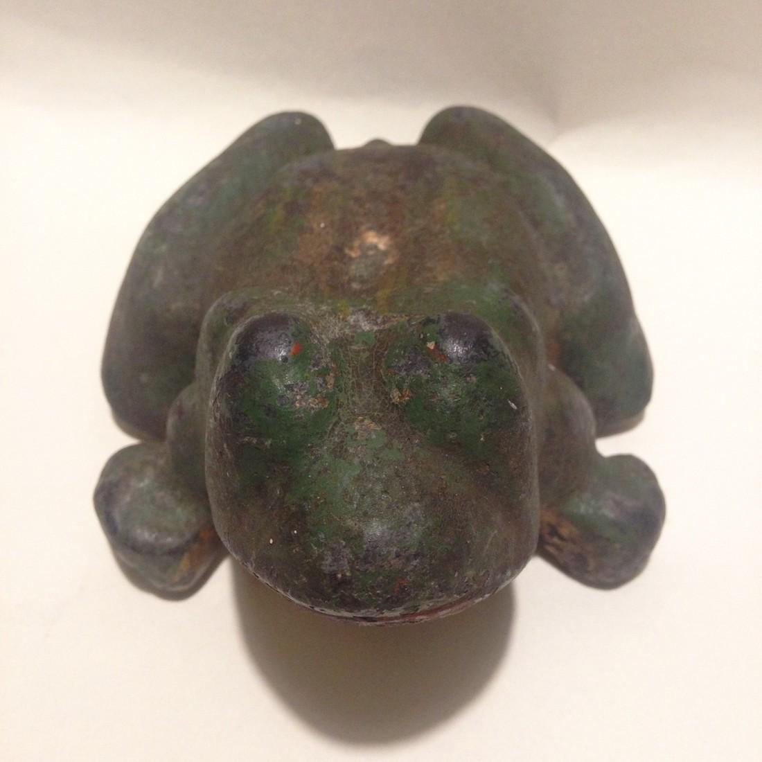 C1900 Cast Iron Frog Doorstop In Original Green Paint (1 of 4)