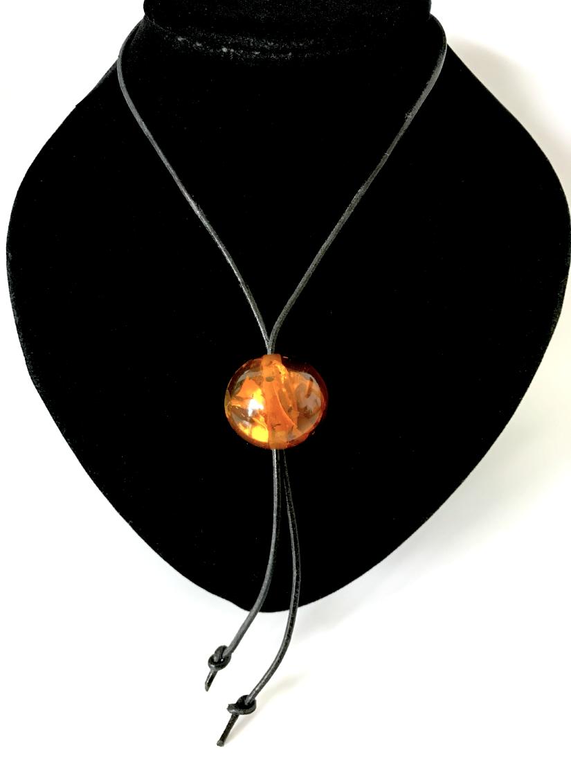 Pendant Baltic amber bead 3cm, genuine leather (1 of 7)